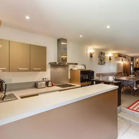 Ferme D Aristide - 160m2 Calme Sauna Vue Bus Train 250m